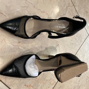 Kenneth Cole 6M worn once